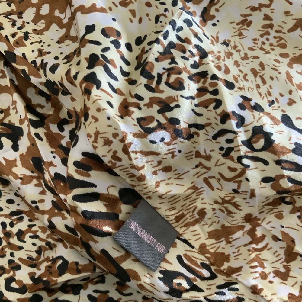 Real Rabbit Vest - Picture 4 of 4